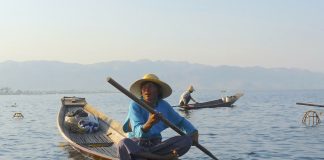 Η γραφική λίμνη Ίνλε στην Βιρμανία