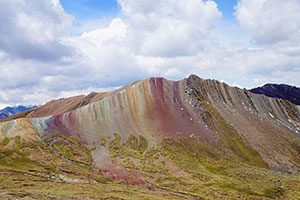 Το χρωματιστό βουνό στο Περού. Η διαδρομή μέχρι εκεί άξιζε όσο και το τελικό θέαμα.