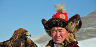 Το φεστιβάλ χρυσού αετού στην Μογγολία