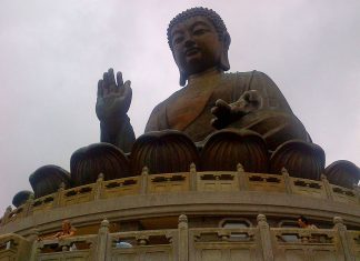 Big Buddha (Tian Tan Buddha Statue)